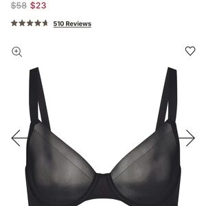 SKIMS BRA IN ONYX 
Women's Bra